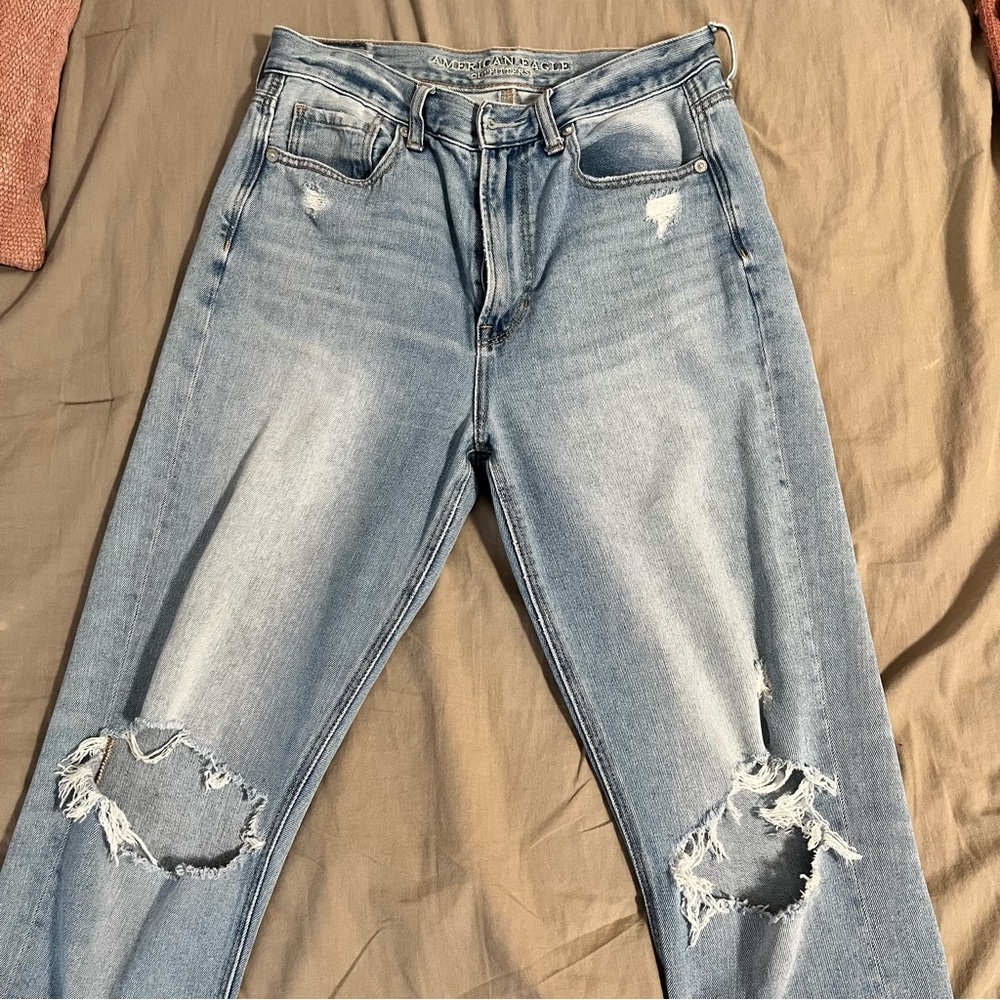 American Eagle Mom Jeans